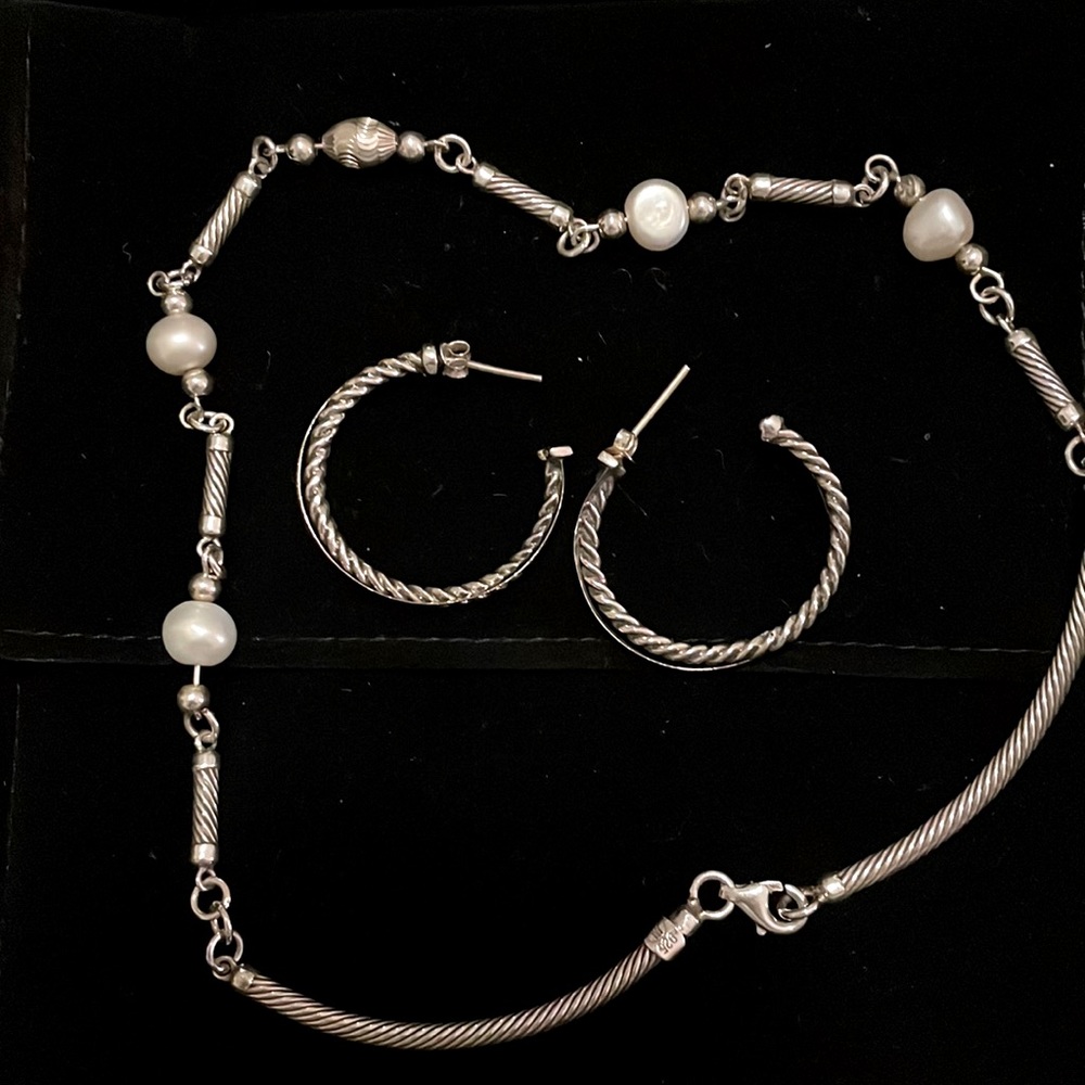 Fine Jewerly DY 18k gold stamped and silver up for a trade👏